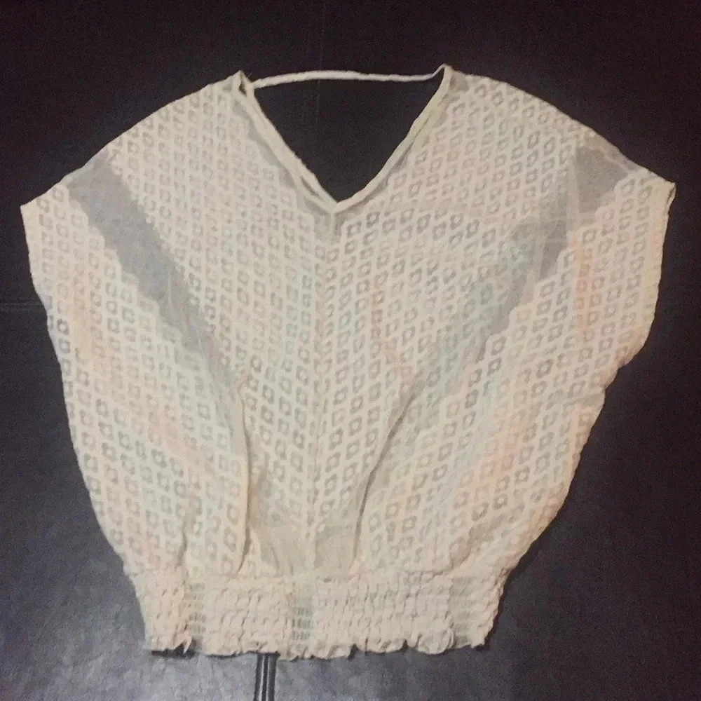 Guess top